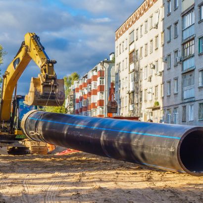 wet utilities excavator water line